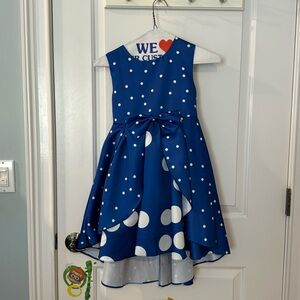 NWT polka dot girl’s dress size 130 (size 8)